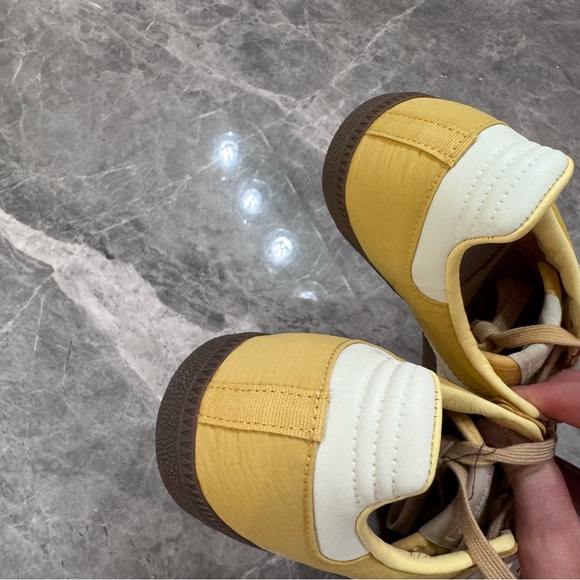Adidas Samba Yellow Sneakers - Picture 7 of 9